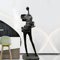 Sculpture-8 Floor Lamp in Crystal by Lampadom - ambient shot