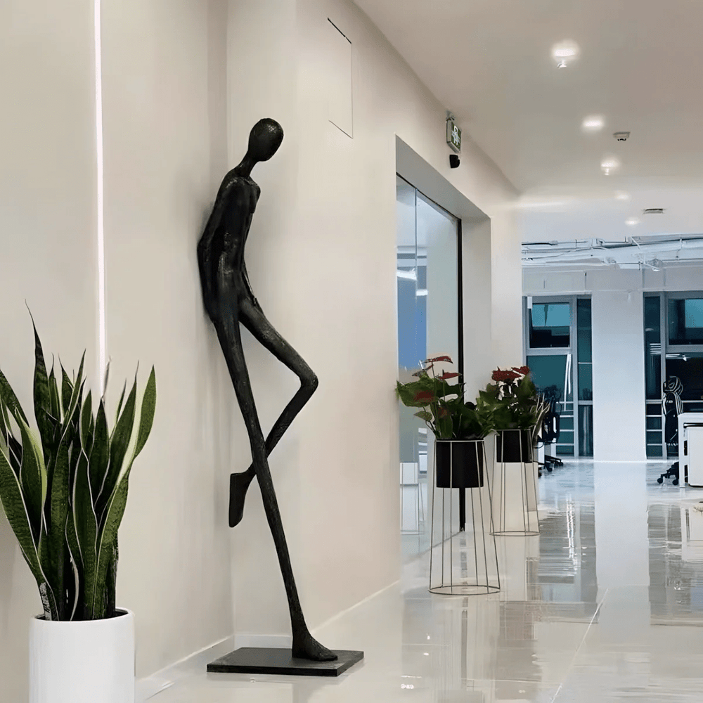 Sculpture-4 Floor Lamp in Crystal by Lampadom - ambient shot