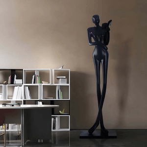 Sculpture-7 Floor Lamp in Crystal by Lampadom - scale reference
