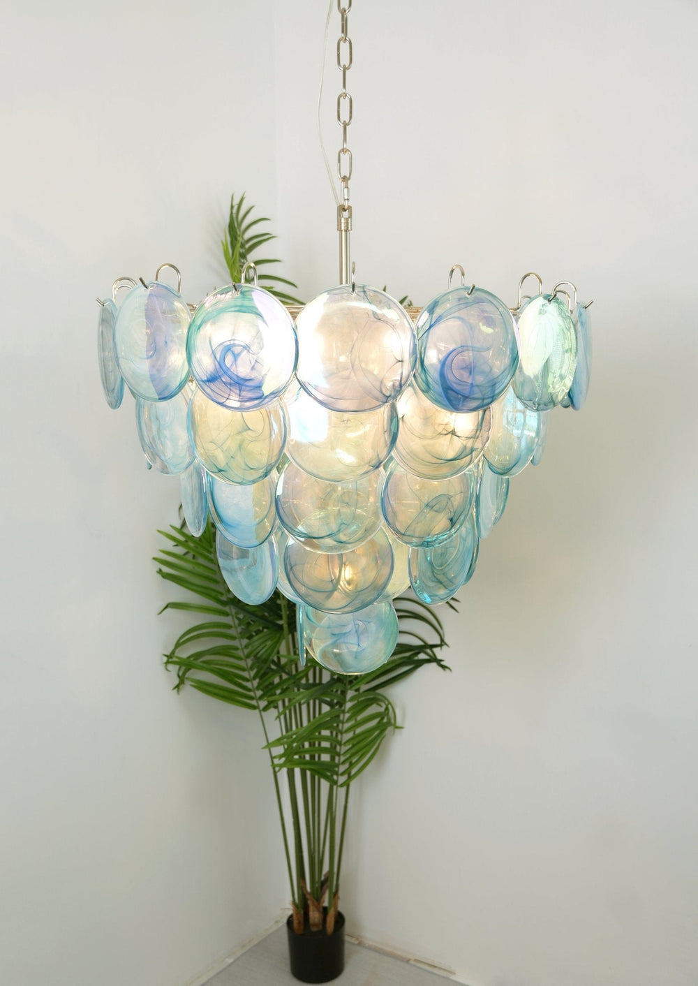 ADRIANO Chandelier by Lampadom - angle view