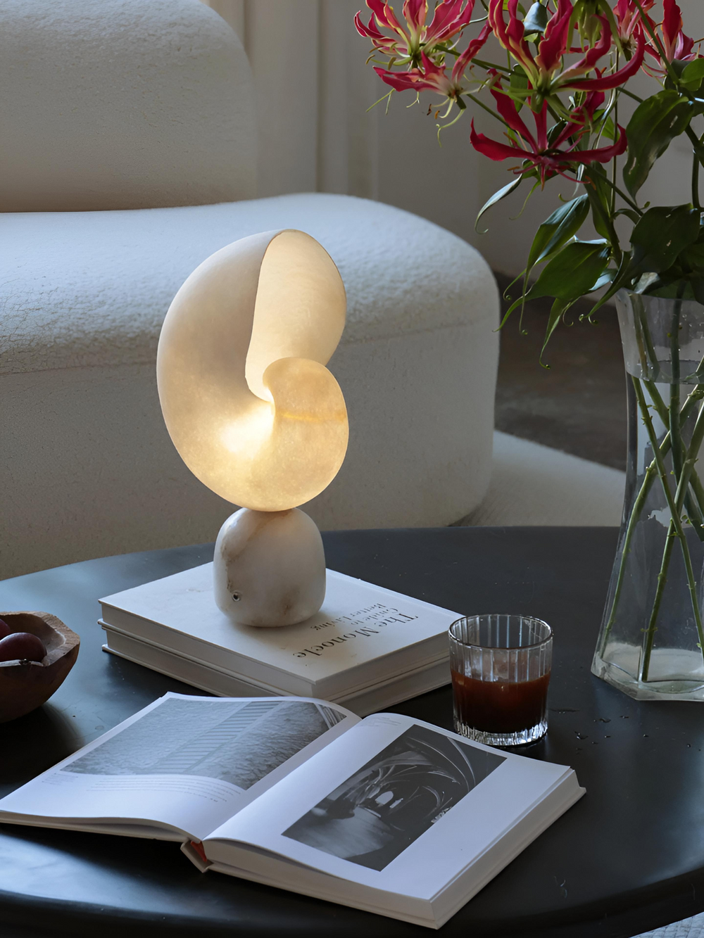 SHELL Table Lamp