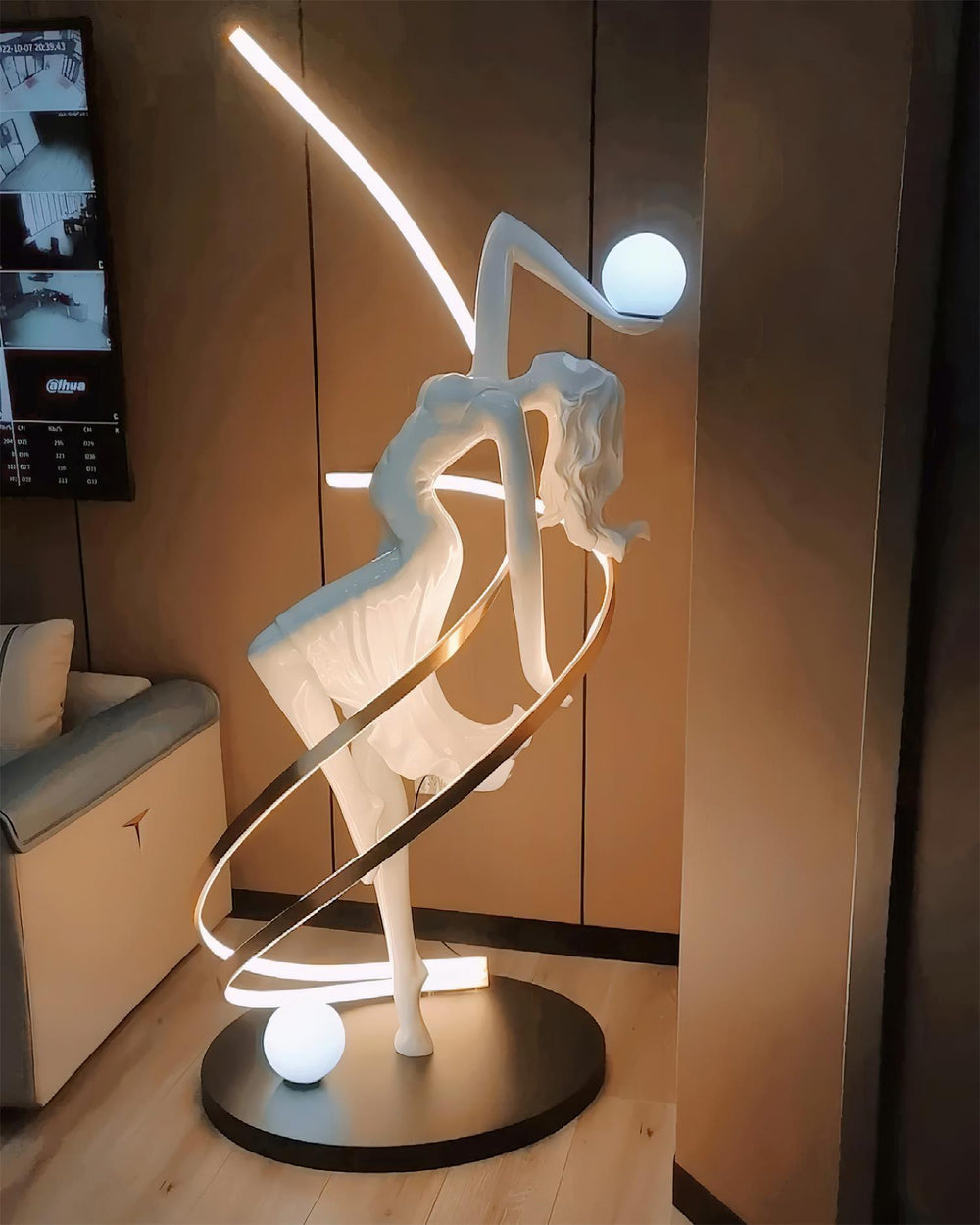 Sculpture-3 Floor Lamp in Crystal by Lampadom - view 13