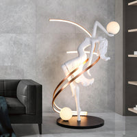 Sculpture-3 Floor Lamp in Crystal by Lampadom - close-up