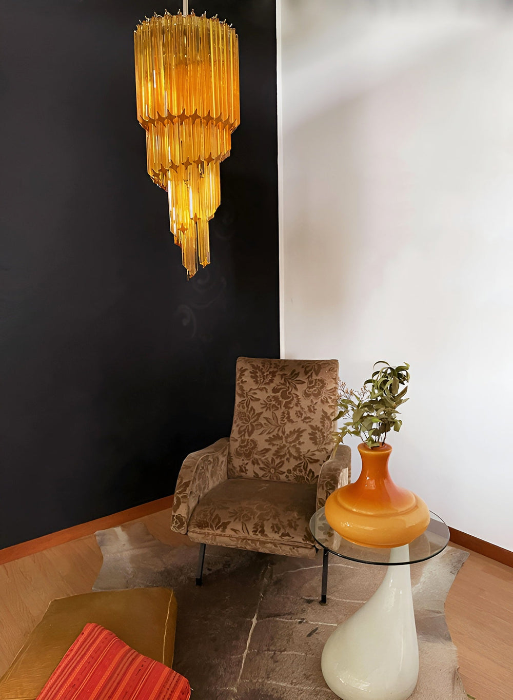 DOGARESSA Chandelier by Lampadom - side view
