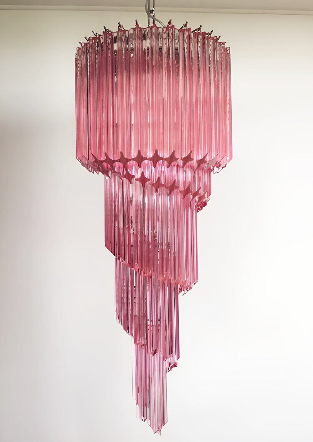 DOGARESSA Chandelier by Lampadom - close-up