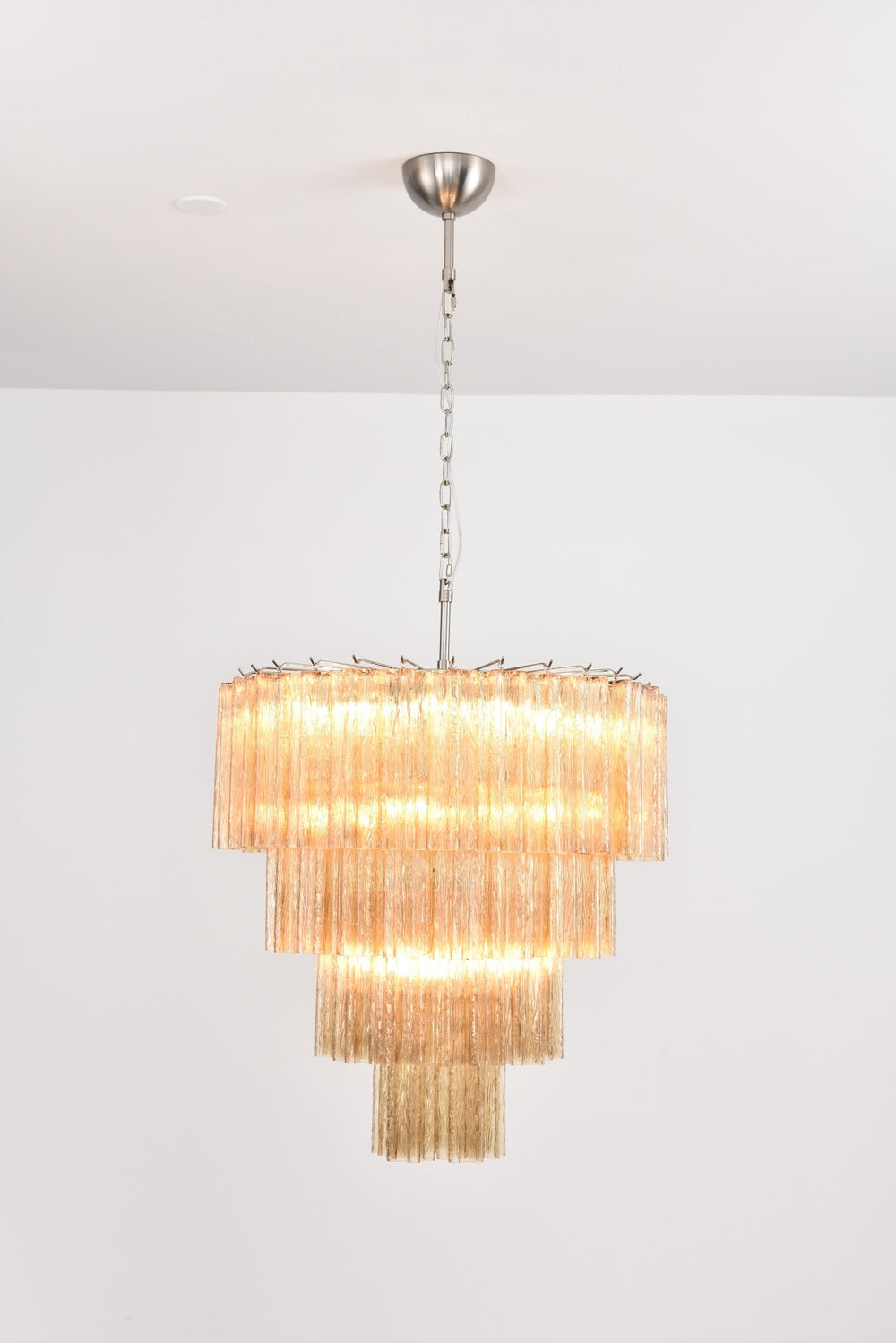 OPALIA Chandelier by Lampadom - detail view
