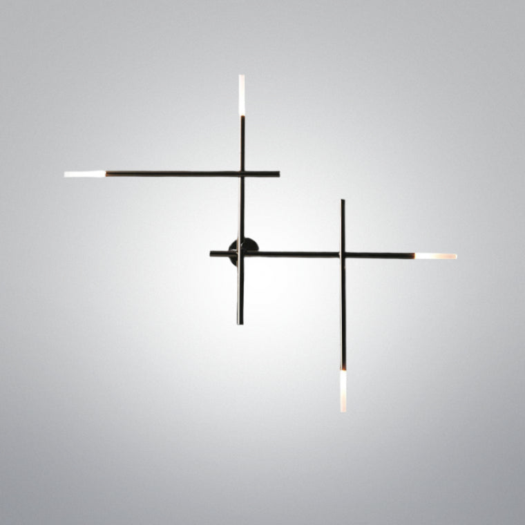 TRAVERSE Wall Light