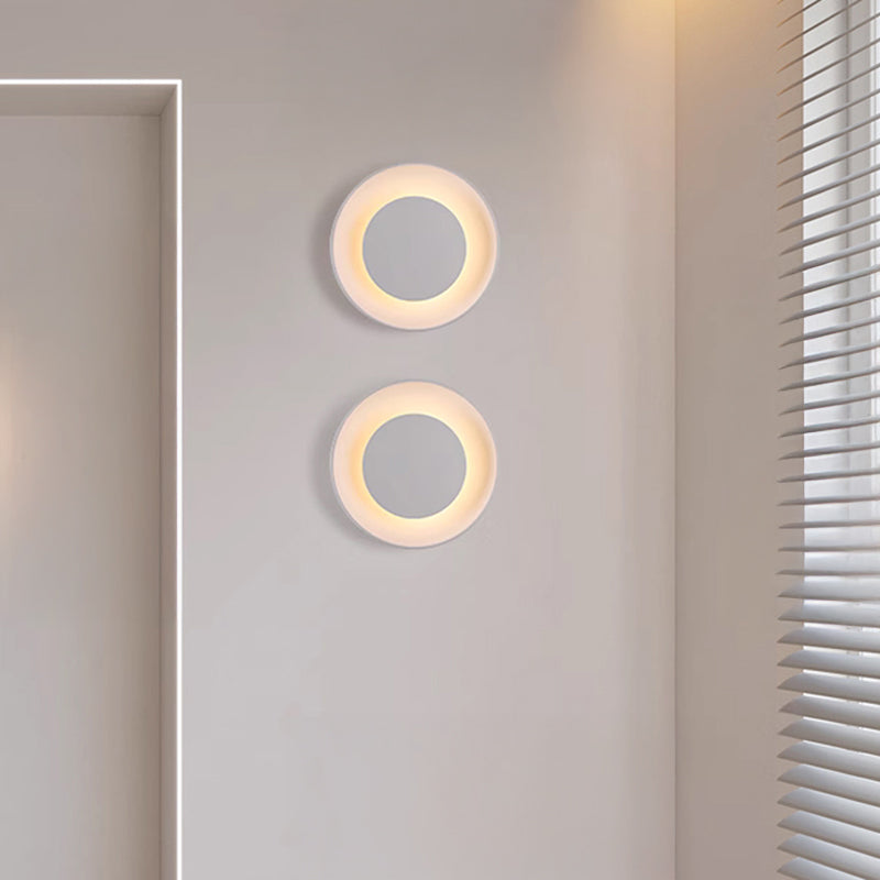 AIS Wall Light by Lampadom - scale reference
