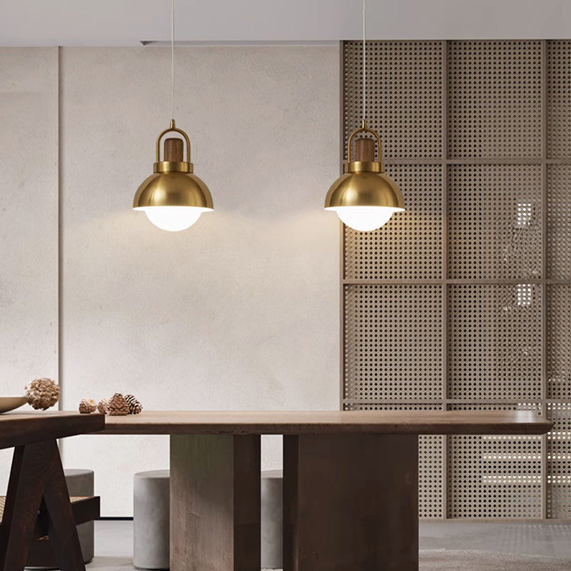 ALISON GOLD Pendant by Lampadom - close-up