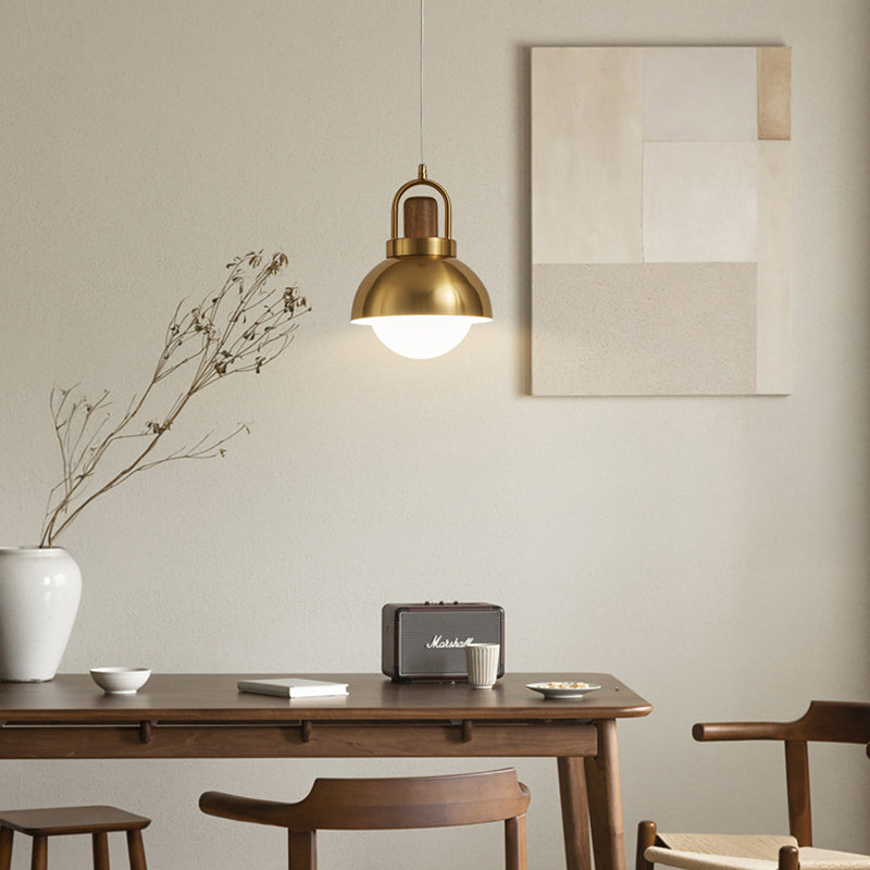ALISON GOLD Pendant by Lampadom - scale reference