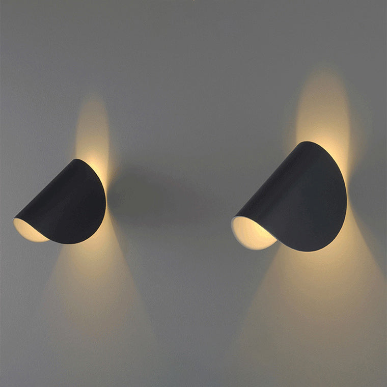 ORNES Wall Light by Lampadom - scale reference