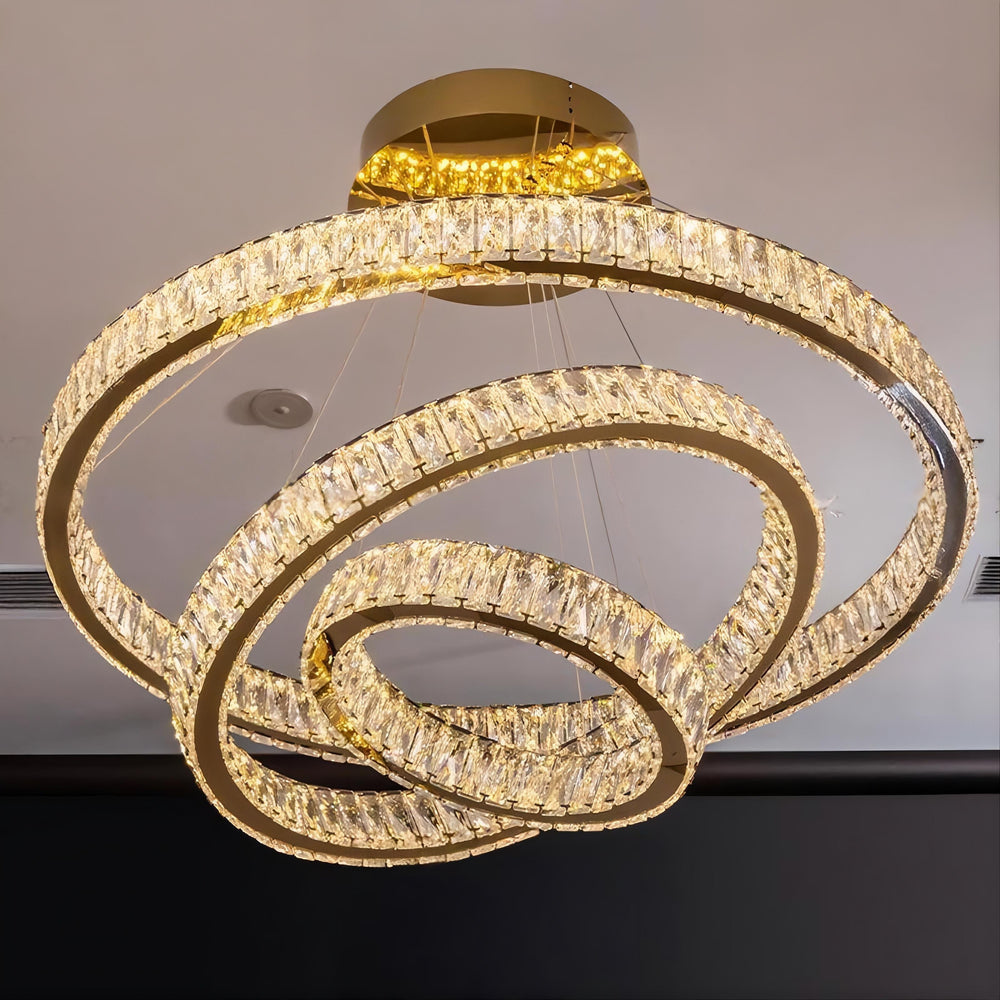 BERTOLDA B Ring Chandelier by Lampadom - scale reference