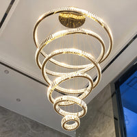 BERTOLDA CAS Ring Chandelier by Lampadom - scale reference