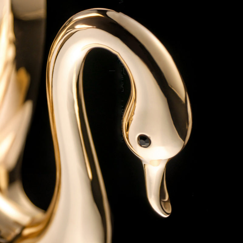 BIRDIE Pendant by Lampadom - scale reference