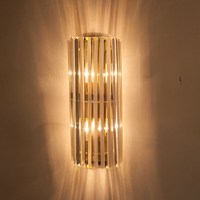 BLUNT Wall Light by Lampadom - ambient shot