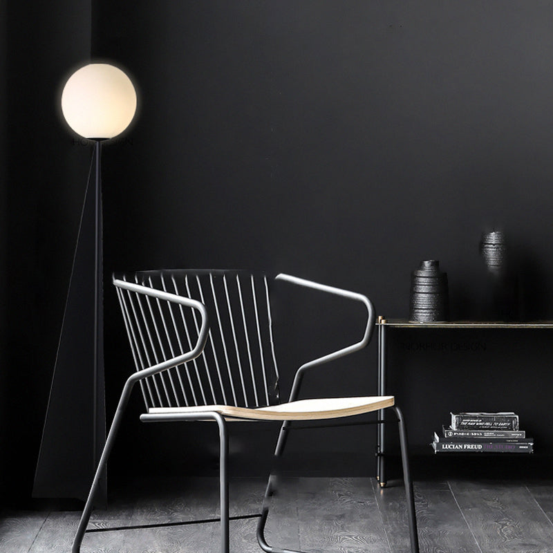 BOOST Floor Lamp