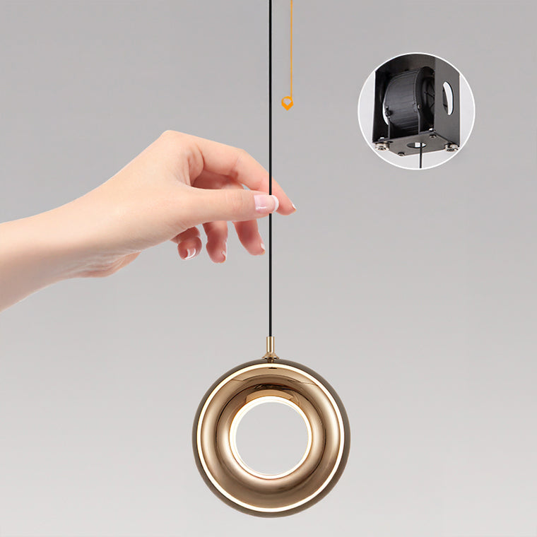 BOSSE Pendant by Lampadom - scale reference