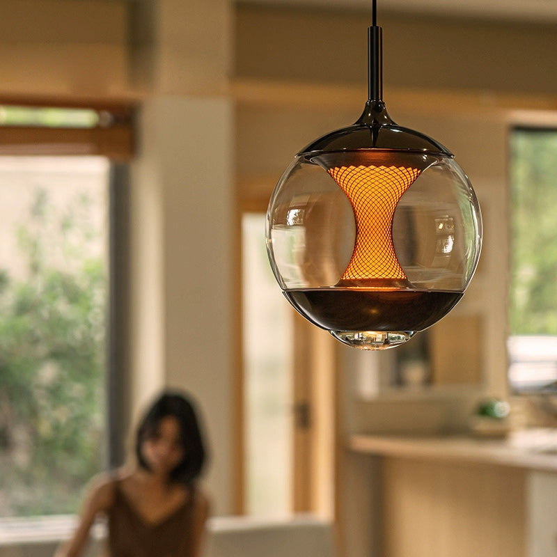 BURT Pendant by Lampadom - scale reference