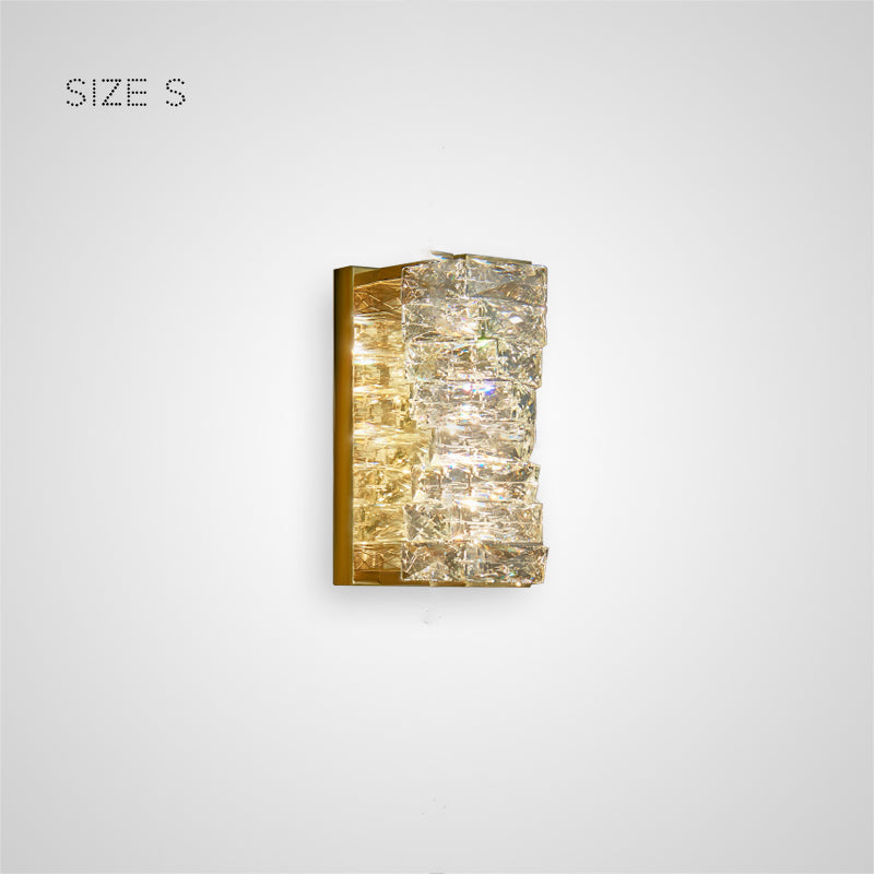 CARE Wall Light