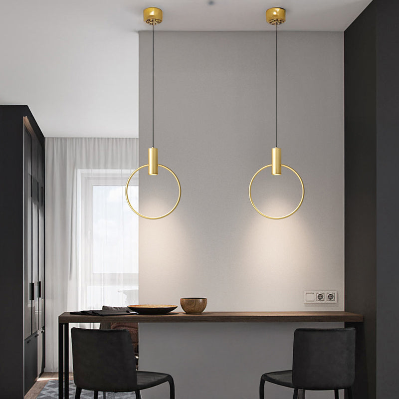 CELIUS ONE Pendant by Lampadom - scale reference