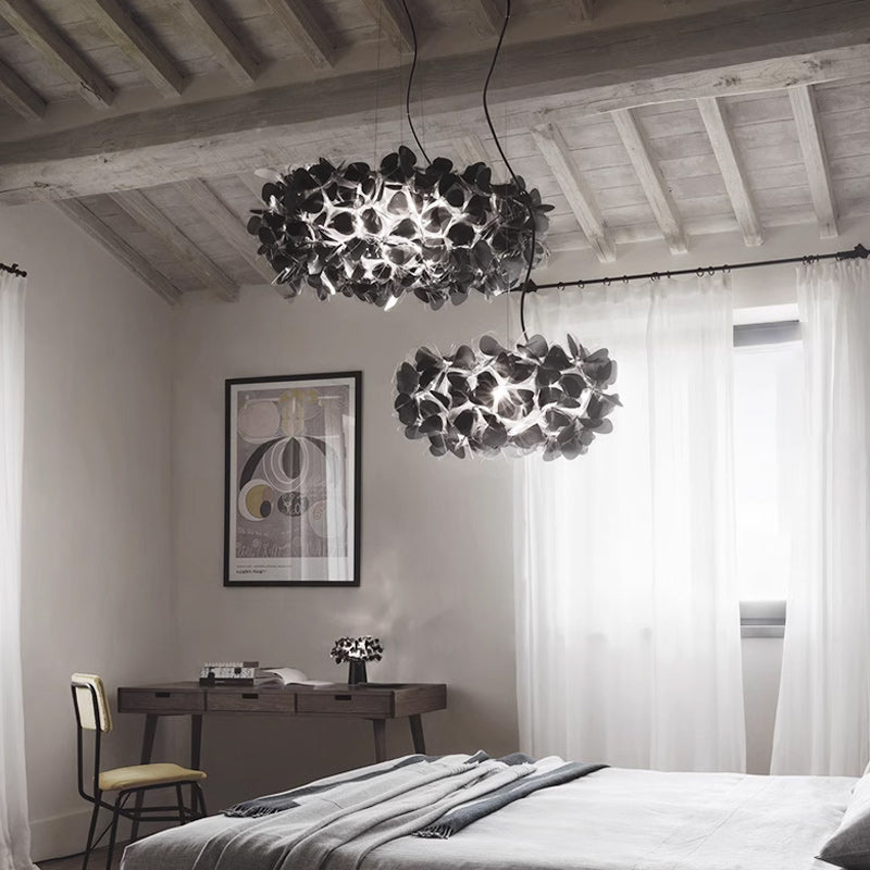 COSE Chandelier by Lampadom - scale reference