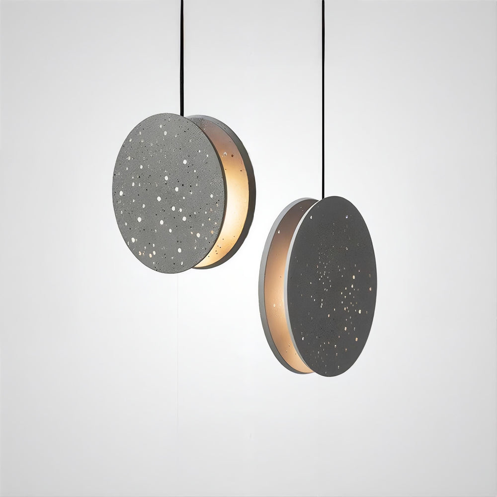 AKVILON Pendant by Lampadom - scale reference