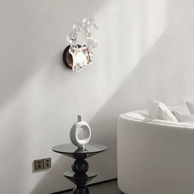 MIKAS Wall Light by Lampadom - close-up