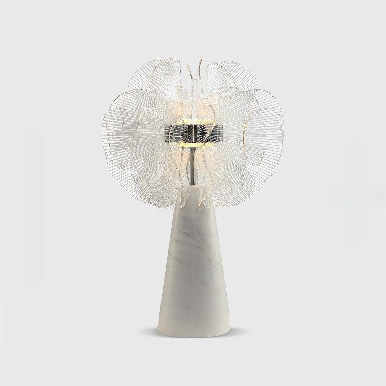 TIAS Table Lamp by Lampadom - scale reference