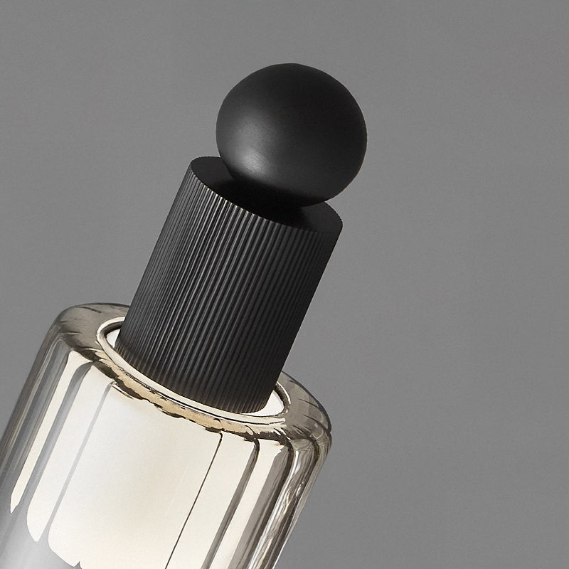 EKKE Pendant by Lampadom - side view