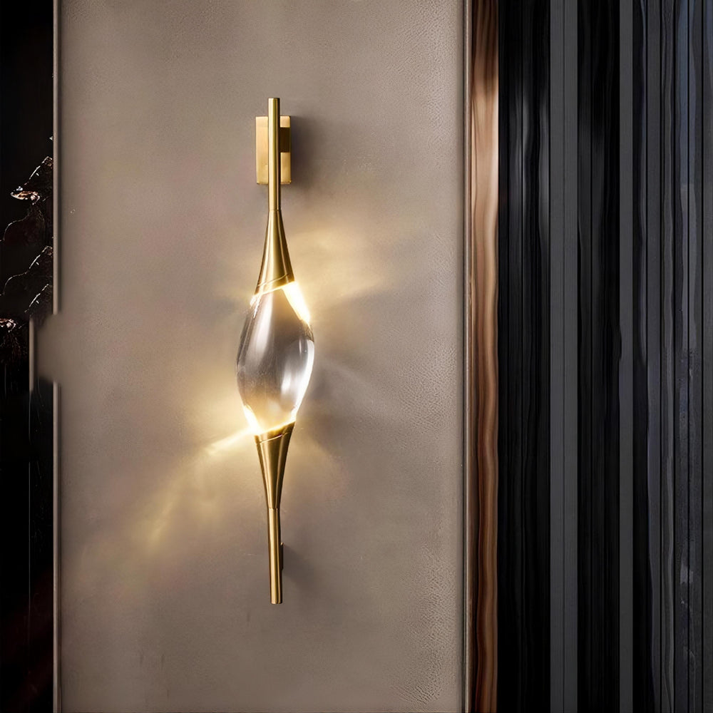 FAME Wall Light by Lampadom - scale reference