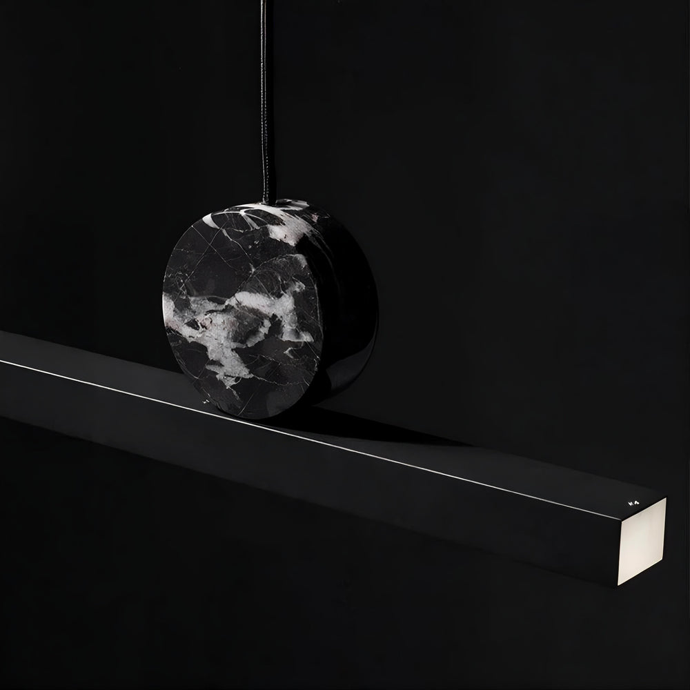 FLOYD D Linear Chandelier by Lampadom - detail view