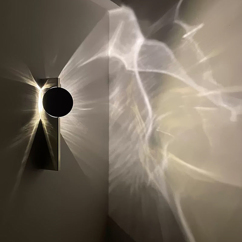 FRIPPE Wall Light by Lampadom - side view