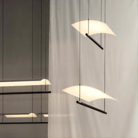 GARTH Linear Chandelier by Lampadom - detail view