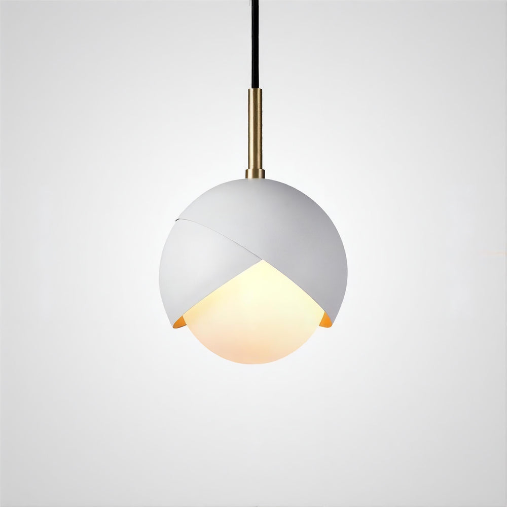 FLORIS B Pendant by Lampadom - close-up