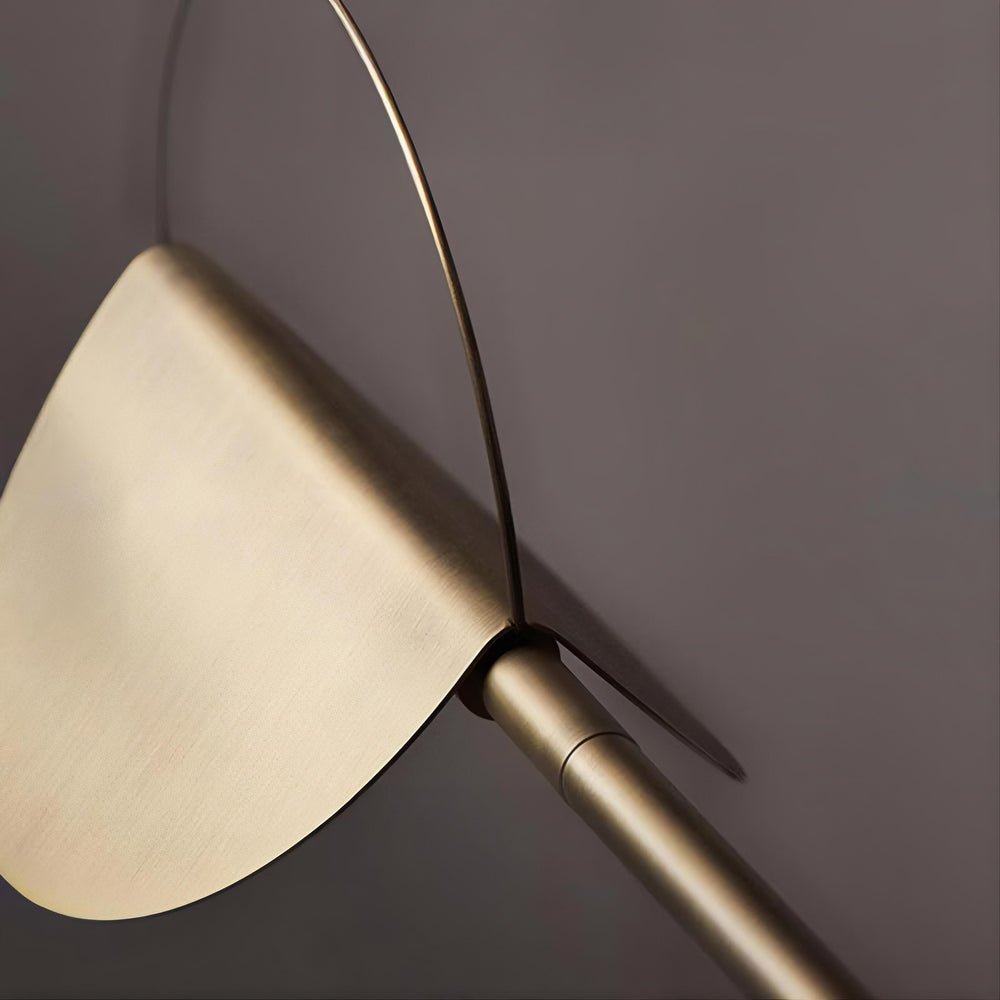 GILIAN Linear Chandelier
