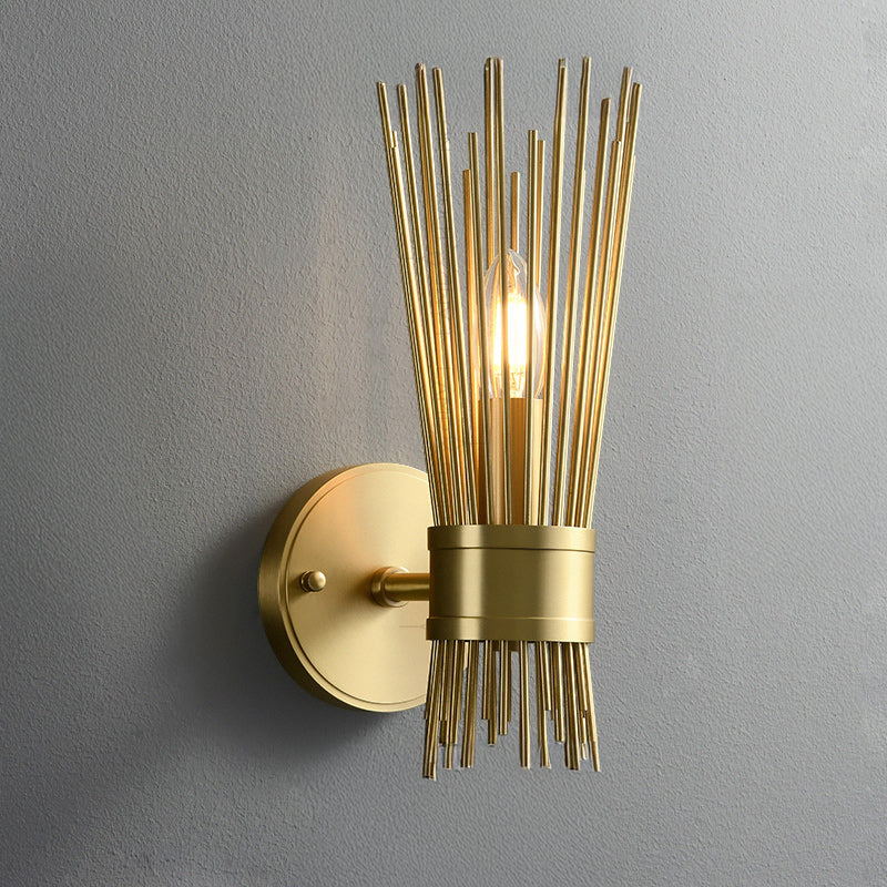 GISKEN Wall Light by Lampadom - scale reference