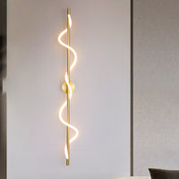 GLORIFY LUX Wall Light by Lampadom - angle view
