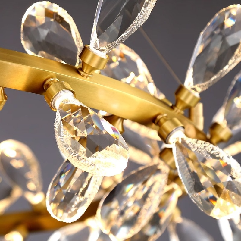 GLORIOLE Ring Chandelier by Lampadom - detail view