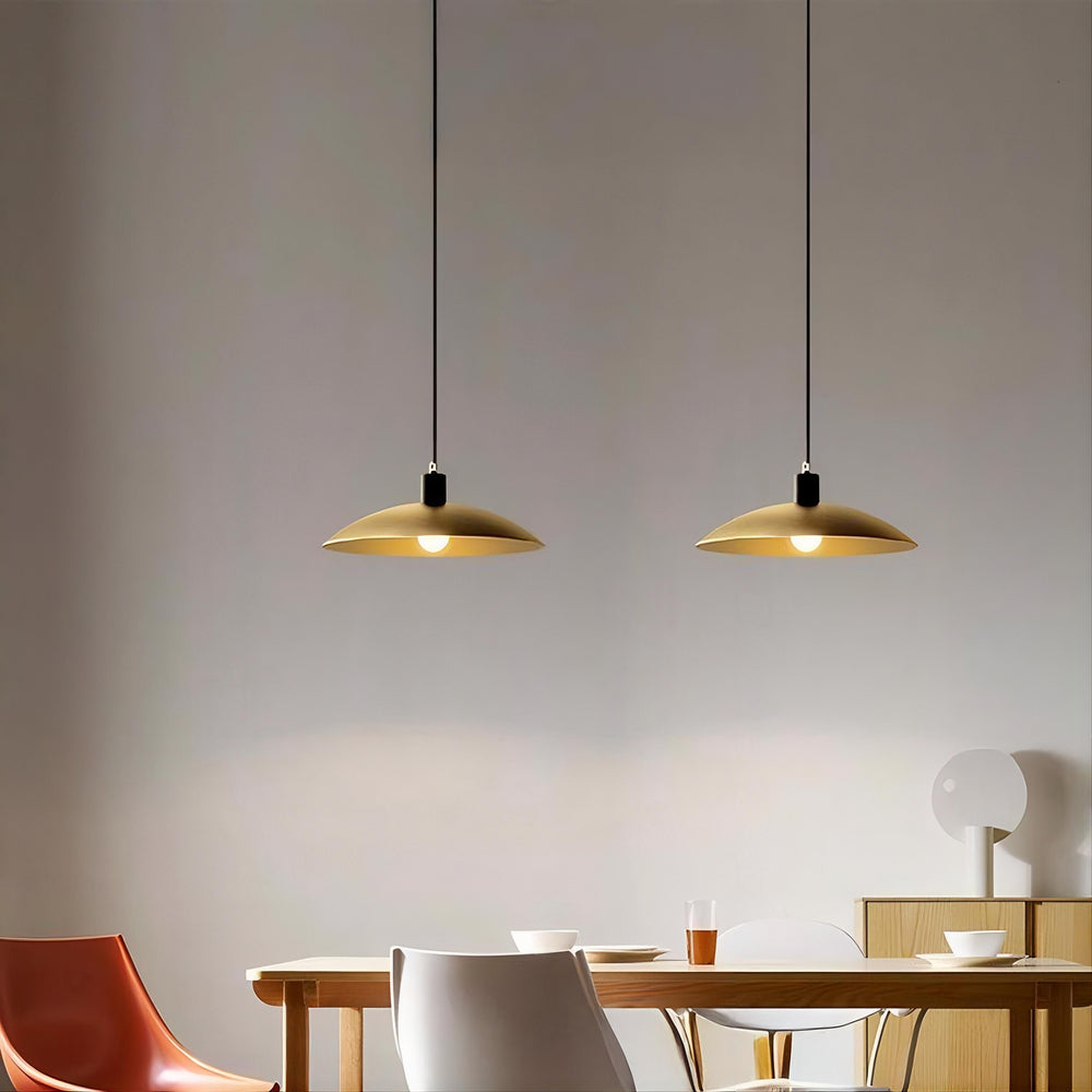 GOLDEN Pendant by Lampadom - side view