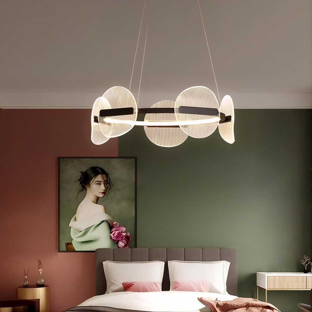 HELSE Ring Chandelier