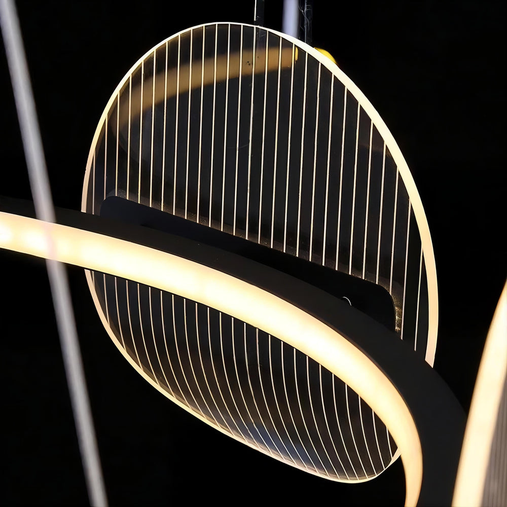HELSE Ring Chandelier