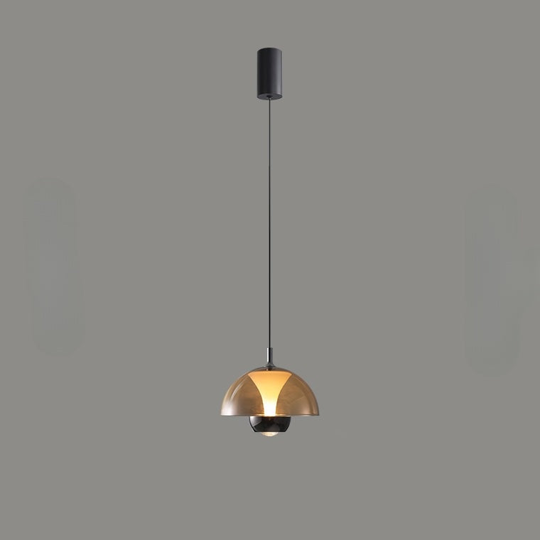 HENNEKE Pendant by Lampadom - close-up
