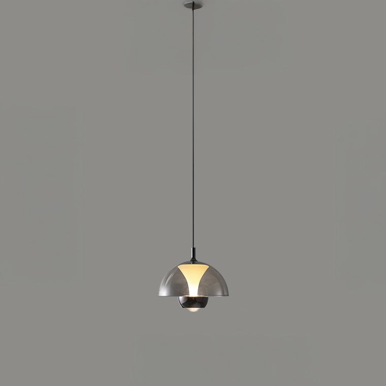 HENNEKE Pendant by Lampadom - close-up