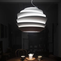 HRAFN Pendant by Lampadom - scale reference