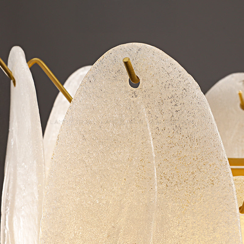 ISIDORA Linear Chandelier by Lampadom - detail view