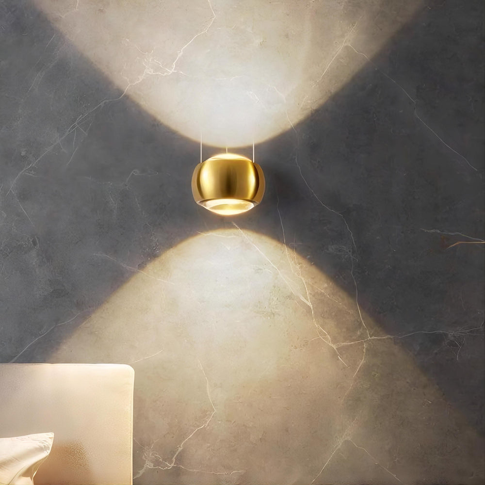 JOSS Pendant by Lampadom - close-up