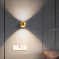 JOSS Pendant by Lampadom - scale reference