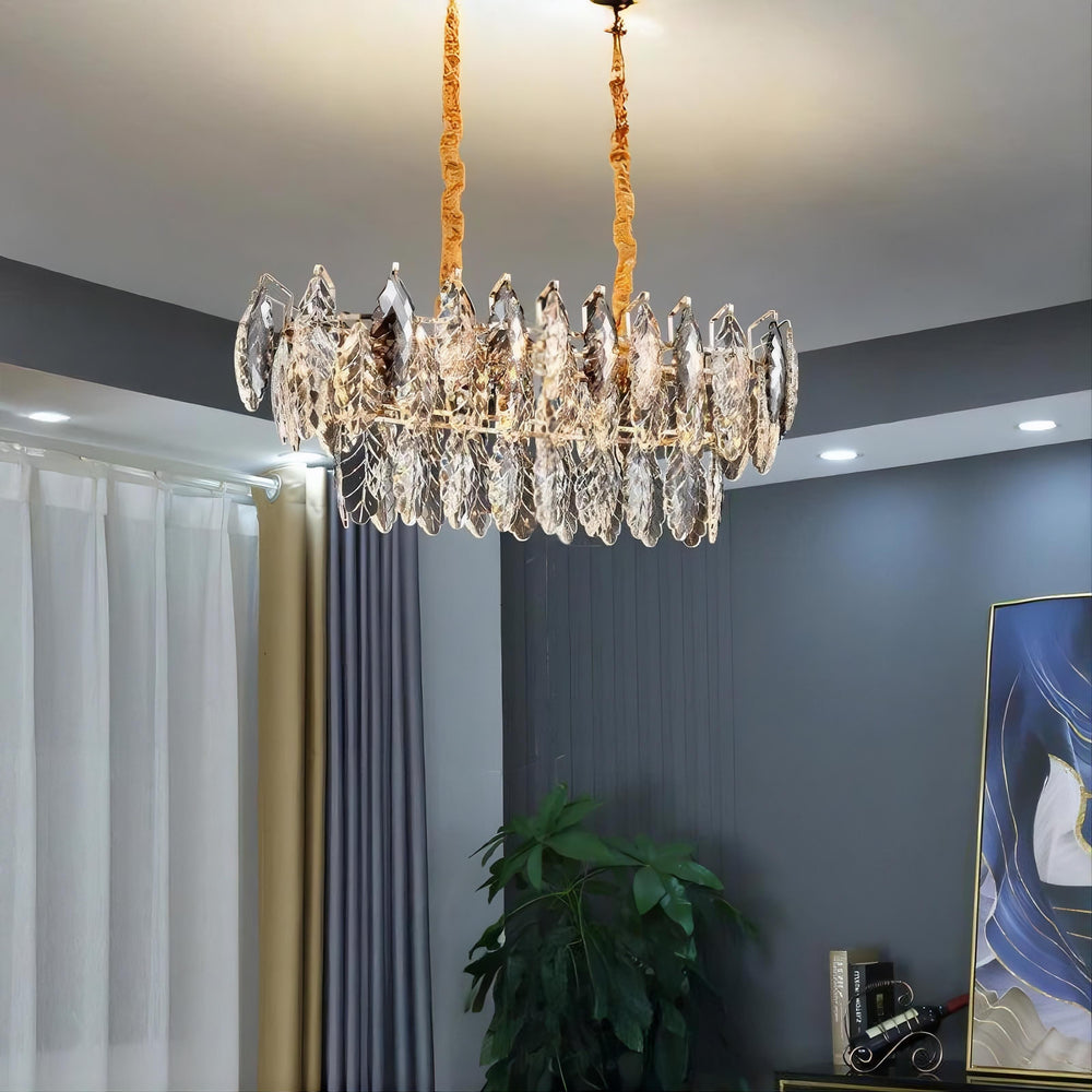 KARELLA Linear Chandelier by Lampadom - detail view