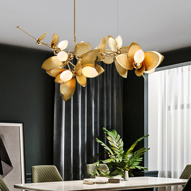 LAVRA Chandelier by Lampadom - close-up