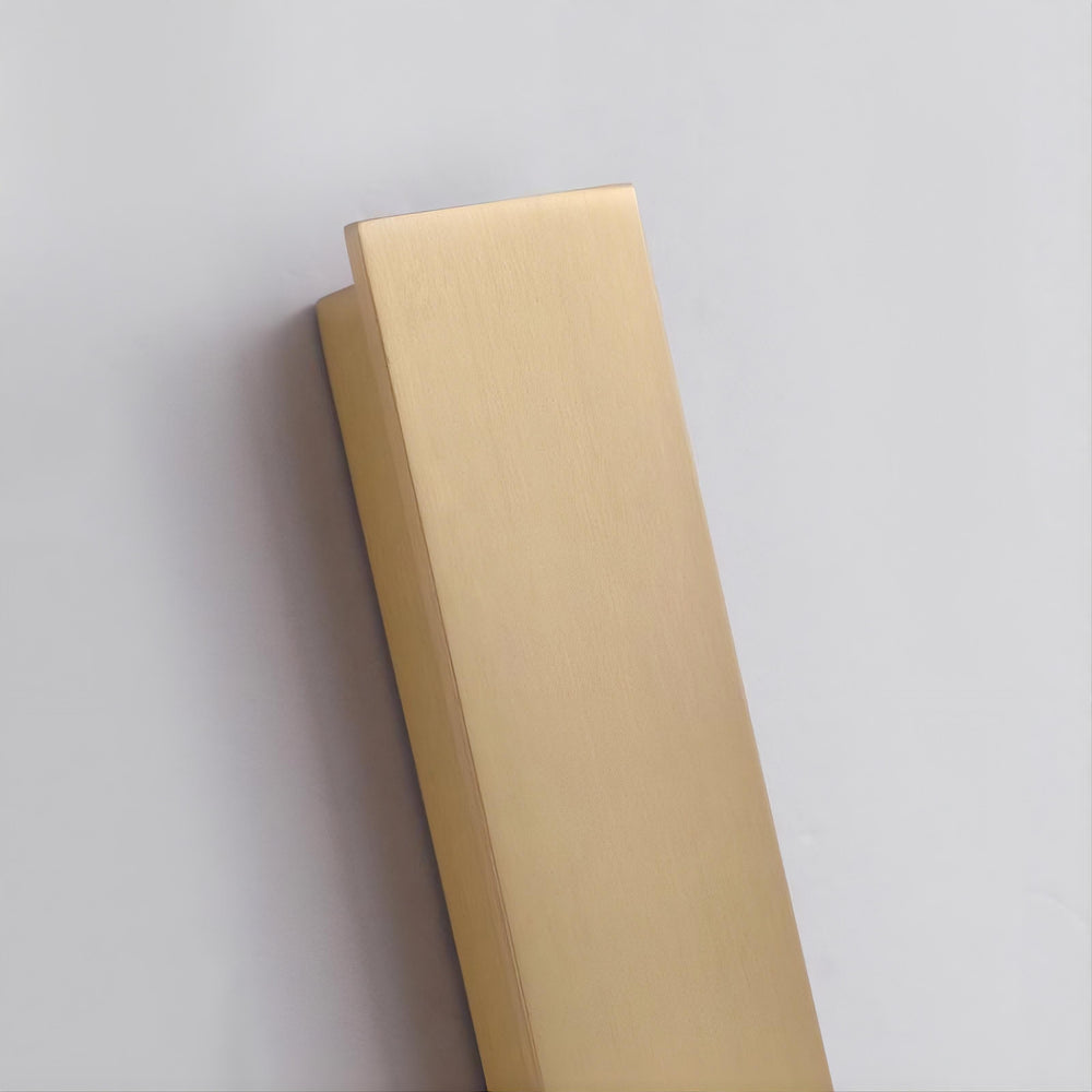 LEEN Wall Light by Lampadom - ambient shot